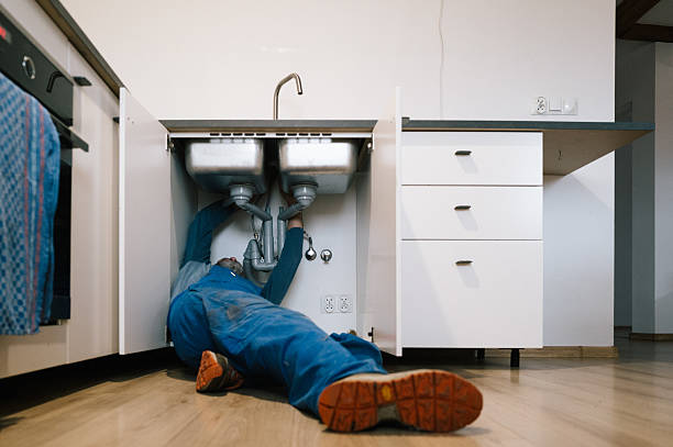 Professional Emergency Plumber technician working in Hackettstown, NJ